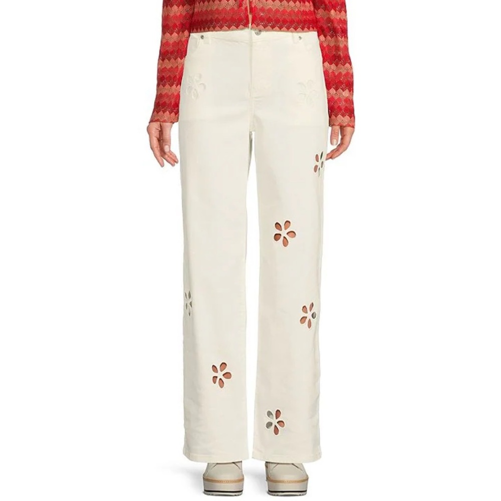 Chelsea & Violet White Daisy Jeans